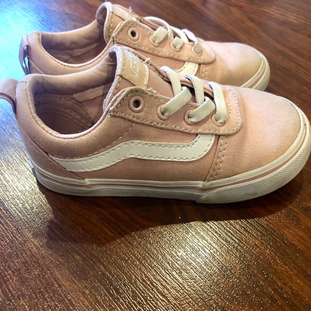 Size 8 girls vans